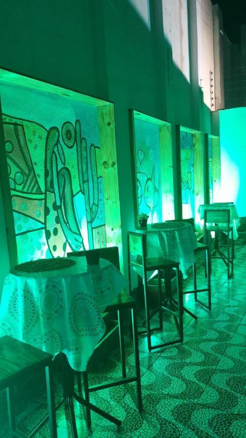 "Le Chat Qui Peche" Hostel A 150 Metros Da Praia De Pajucara Maceió Buitenkant foto